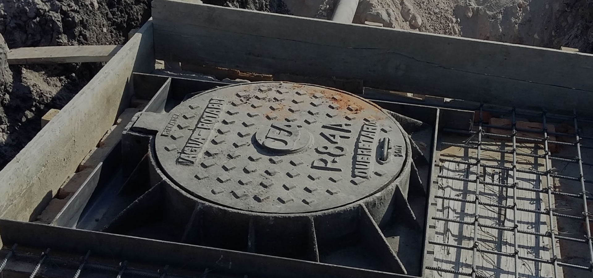 Alcantarillado de fierro fundido